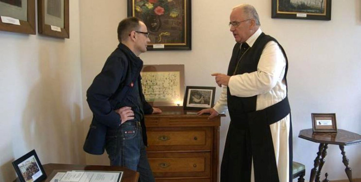 Opat Gregor Henckel von Donnersmarck odwiedził Nakło Śląskie w 2014 roku. Fot. CKŚ
