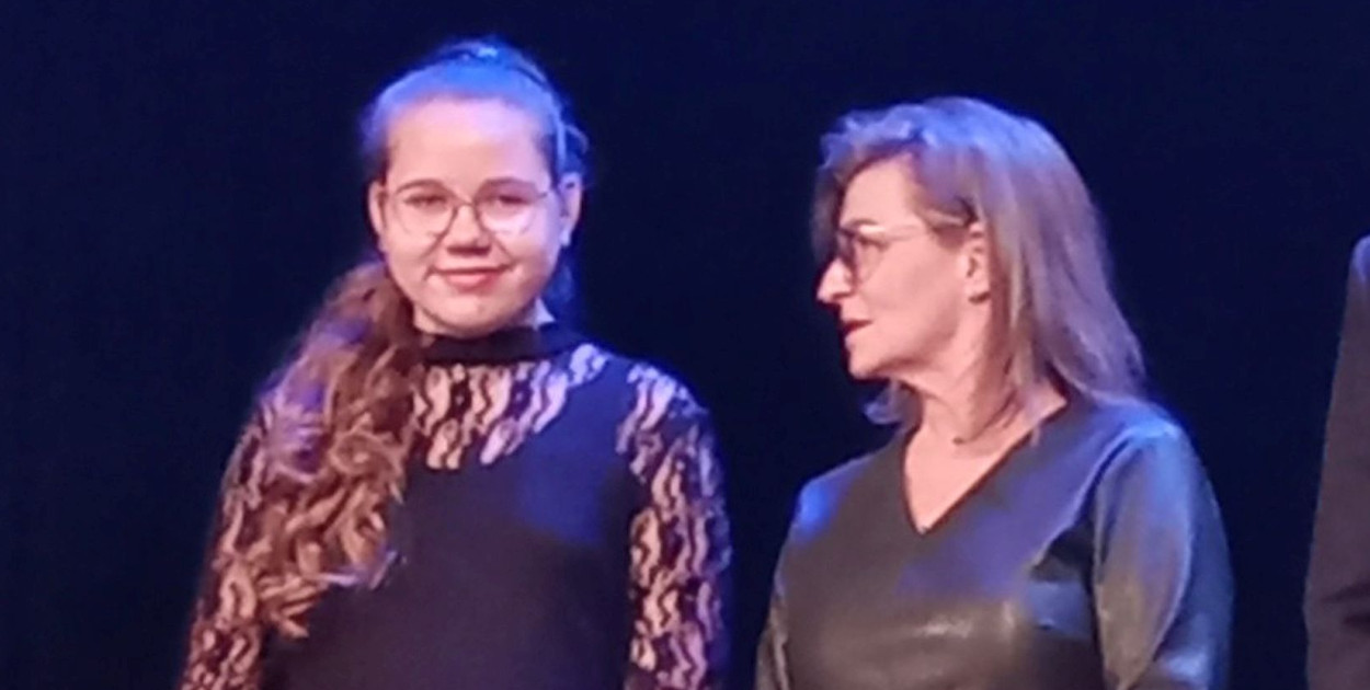 Hanna Bach wraz z dyrektor SP 5 Ewą Ziembą. Fot. Archiwum