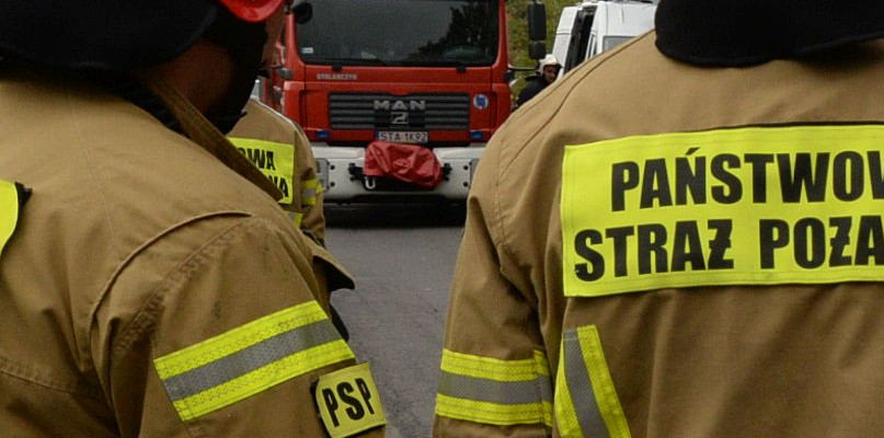 Straż pożarna z Tarnowskich Gór udzeliła pomocy kierowcy na autostradzie A1. Fot. Jarosław Myśliwski
