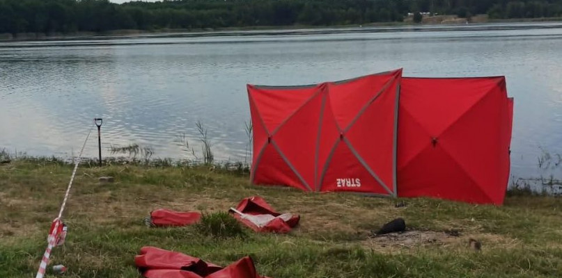 Fatalnie rozpoczął się sezon nad zalewem Nakło-Chechło – 25 czerwca utonął 25-letni mężczyzna. Fot. Archiwum policji