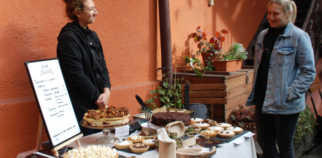 Smacznie wyglądały i smakowały słodkości Vegan Koliber z Bobrownik Śląskich. Fot. Agnieszka Reczkin