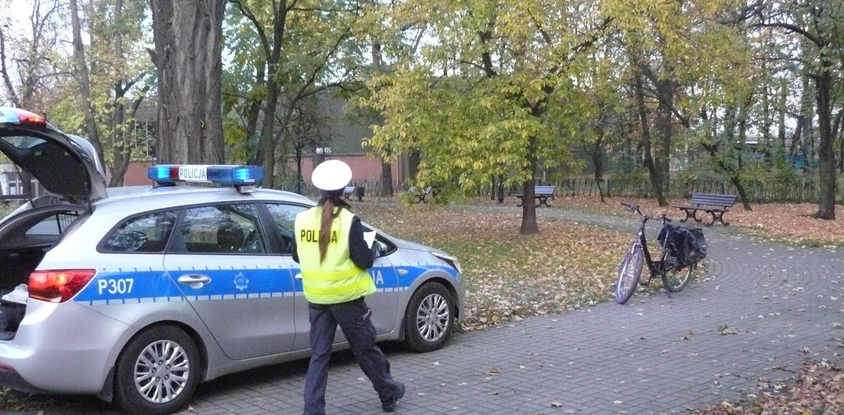 W Tarnowskich Górach przy ul. Piłsudskiego miało dojść do potrącenia rowerzystki. Policja nie będzie miała łatwego zadania przy ustalaniu okoliczności. Fot. Agnieszka Reczkin