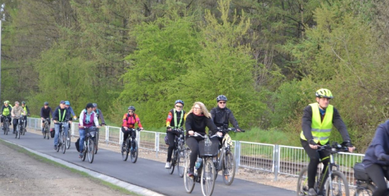 Drogi rowerowe nie są jeszcze oddane do użytku, jazda nimi odbywa się na własne ryzyko. Fot Jacek Tarski 