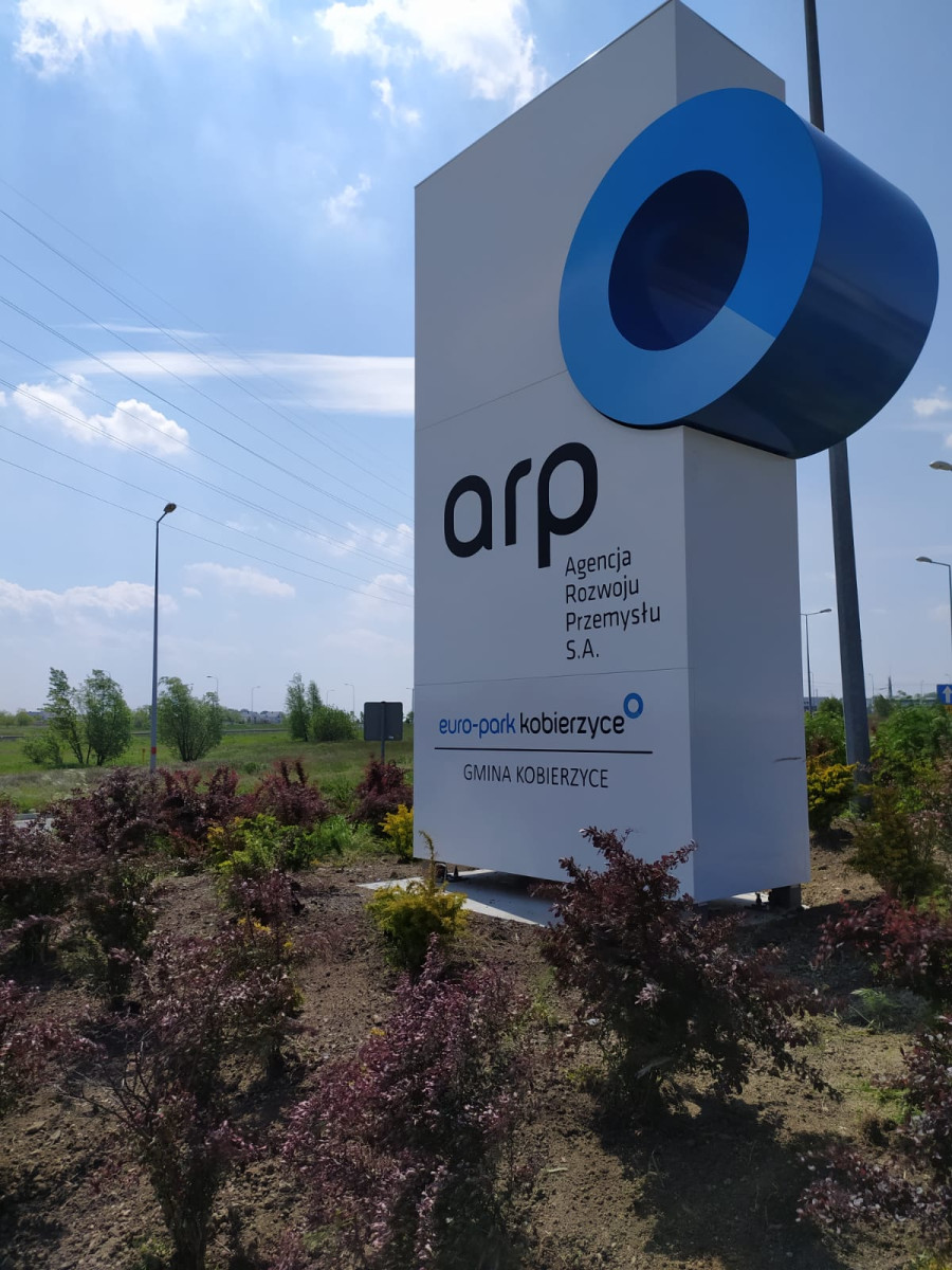 Dobra reklama potrafi zdziałać cuda. Nawet jeżeli chodzi o relację z klientami. Ciepłe kolory, kojarzą nam się z radością i zaufaniem