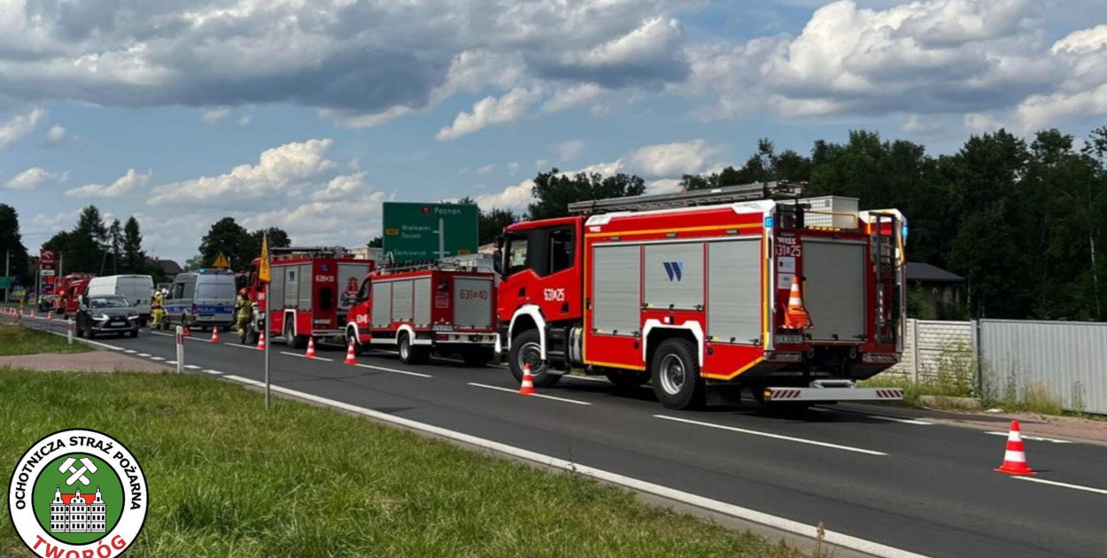 Zderzenie 4 pojazdów w Tworogu. Fot. Archiwum OSP Tworóg 