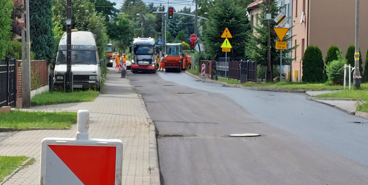 Tarnowskie Góry. Opaowicka na początek. Potem kolejne ulice. Które będą miały nową nawierzchnię? Fot. Jarosław Myśliwski