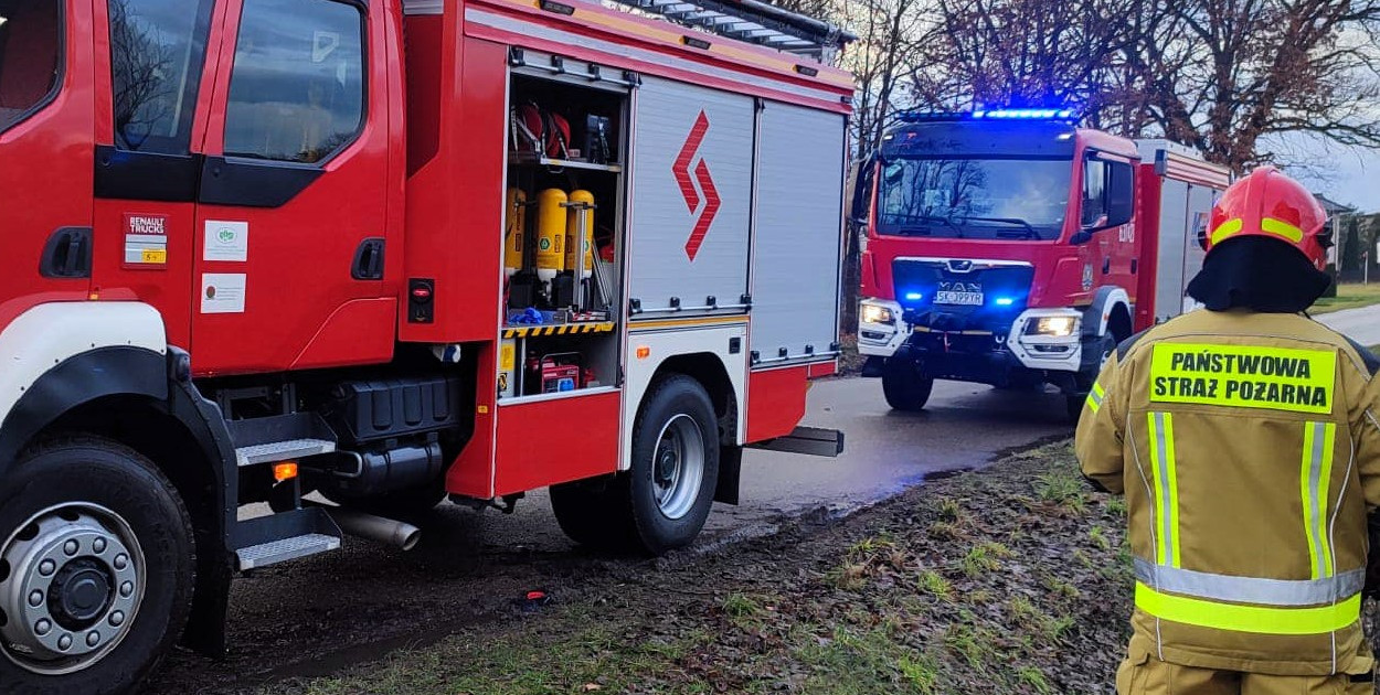 Zmarł nagle. Miał 52 lata. Wezwano straż pozarną i policję z Tarnowskich Gór. Fot. OSP Ożarowice