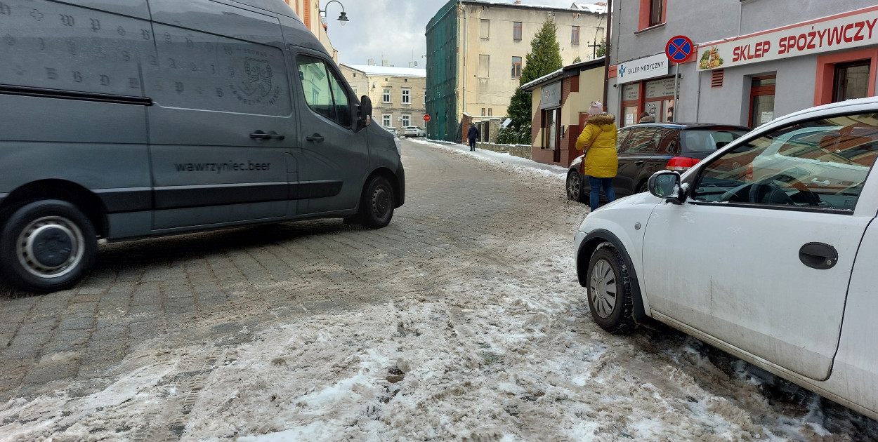 Tarnowskie Góry. Uwaga! Od poniedziałku na tej ulicy tylko w jednym kierunku. Fot. Jarosław Myśliwski