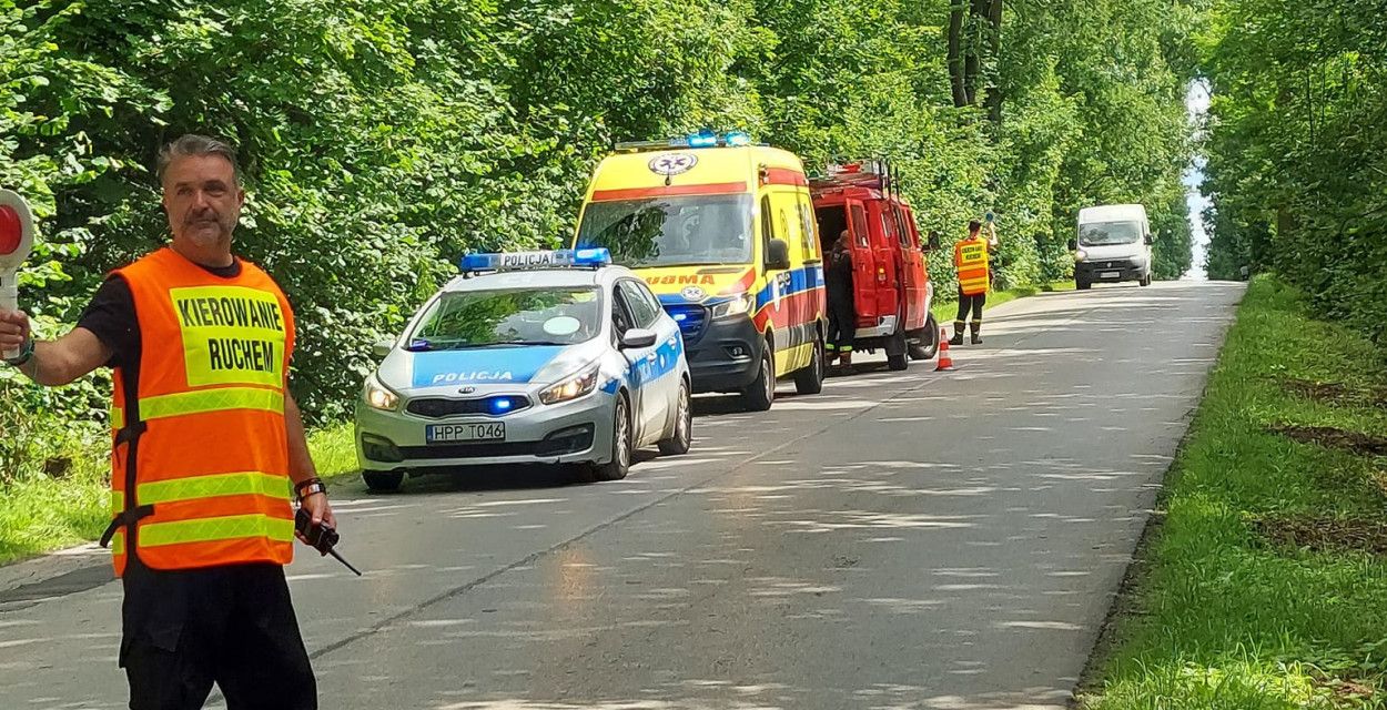 Pechowa awaria roweru. Fot. OSP Szałsza