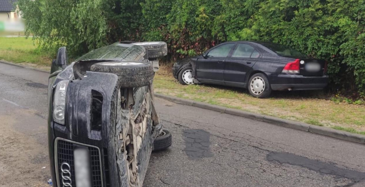 Audi na boku. Policja z Tarnowskich Gór ukadała kierowcę mandatem. Fot. Policja Tarnowskie Góry