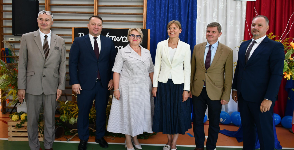 Powiatowa inauguracja nowego roku szkolnego odbyła się w Zespole Szkół Budowlano-Architektonicznych. Fot. Alicja Jurasz