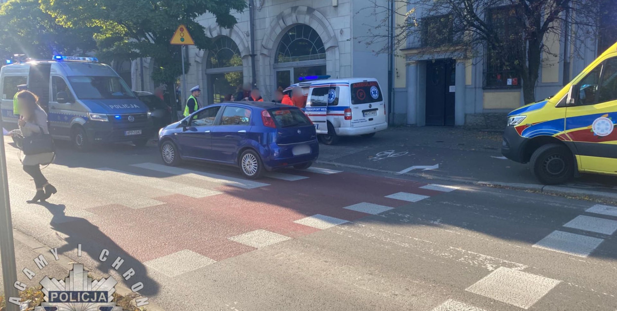 Potrącenie pieszej na przejściu dla pieszych w Tarnowskich Górach – 67-latka trafiła do szpitala. Fot. Policja Tarnowskie Góry