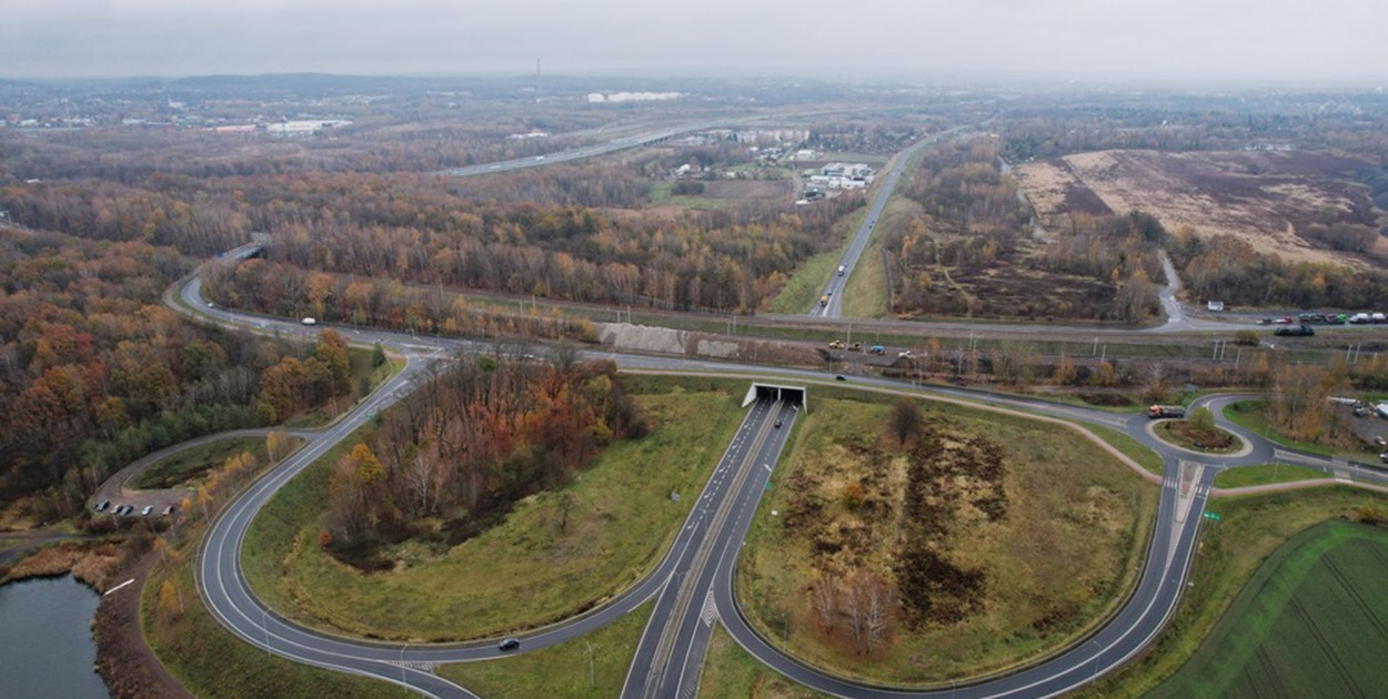 Uwaga kierowcy! Utrudnienia drogowe na al. Jana Nowaka Jeziorańskiego. Fot. Archiwum UM w Bytomiu 