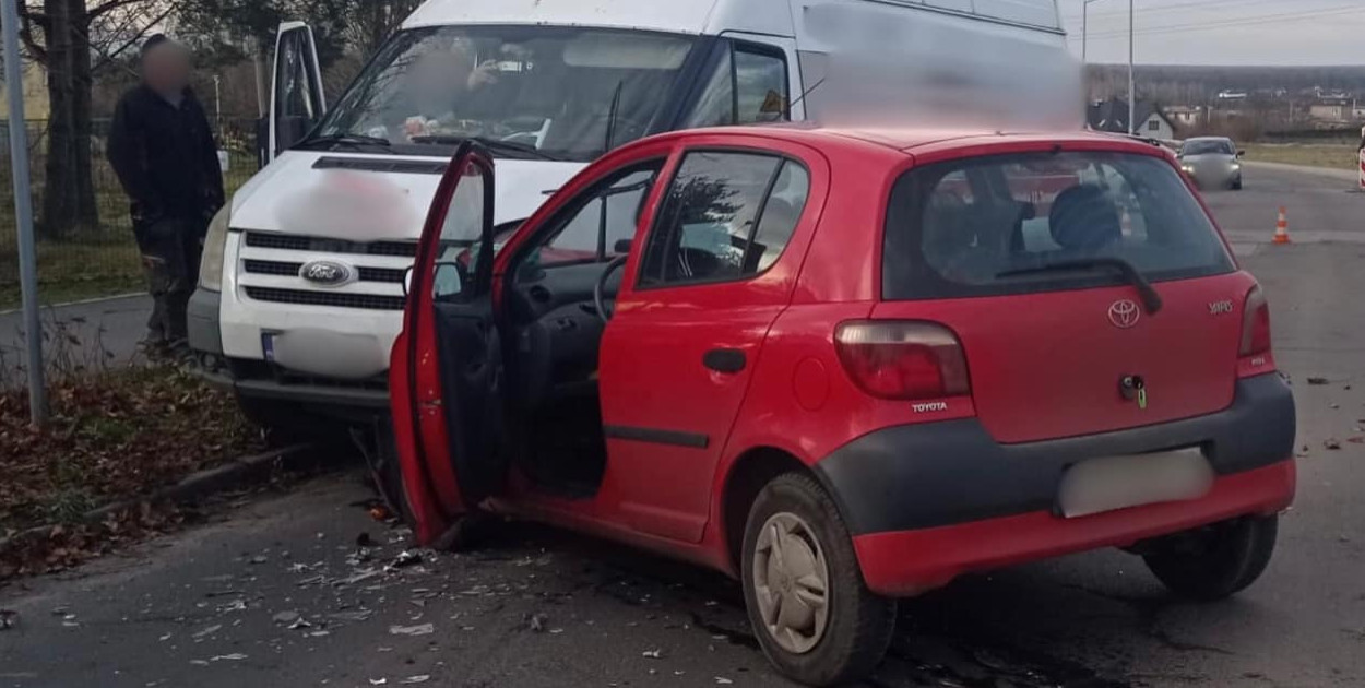 Tarnowskie Góry. Wypadek na osiedlu Przyjaźń. Droga jest zablokowana. Fot. Policja Tarnowskie Góry