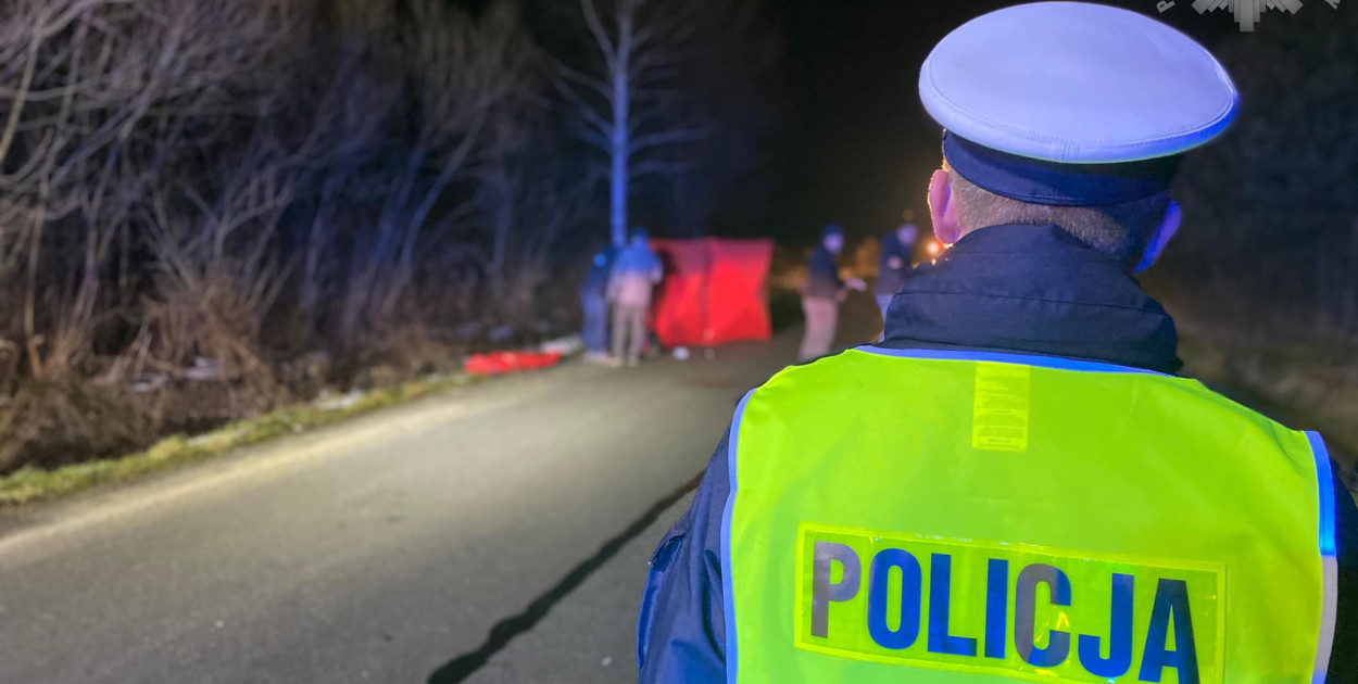 Na ul. Głównej w Zendku doszło do śmiertelnego potrącenia pieszego. Fot. Archiwum policji