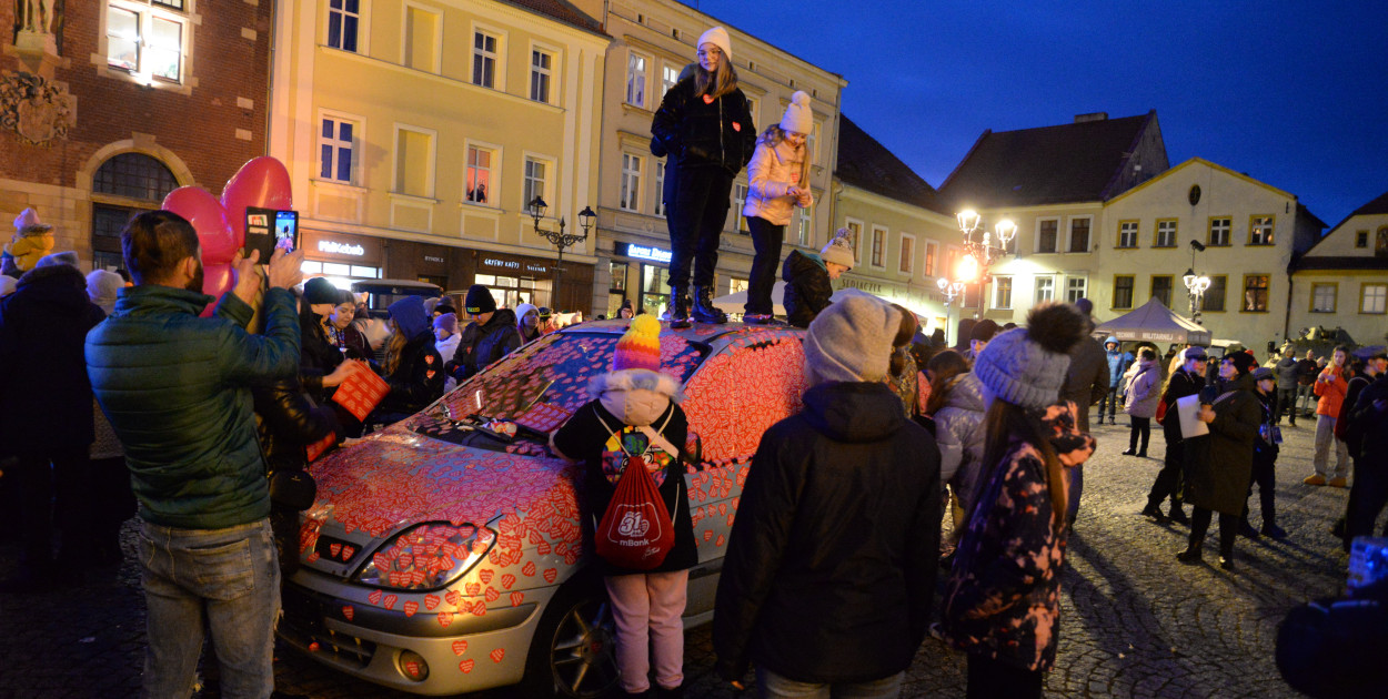 W niedzielę na rynku w Tarnowskich Górach odbył się finał WOŚP.  Fot. Jarosław Myśliwski