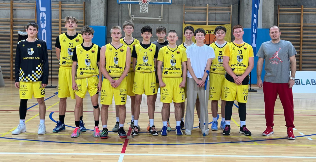 Mecze rozegrali seniorzy oraz zawodnicy U-15 i U-17. Archiwum KKS Tarnowskie Góry