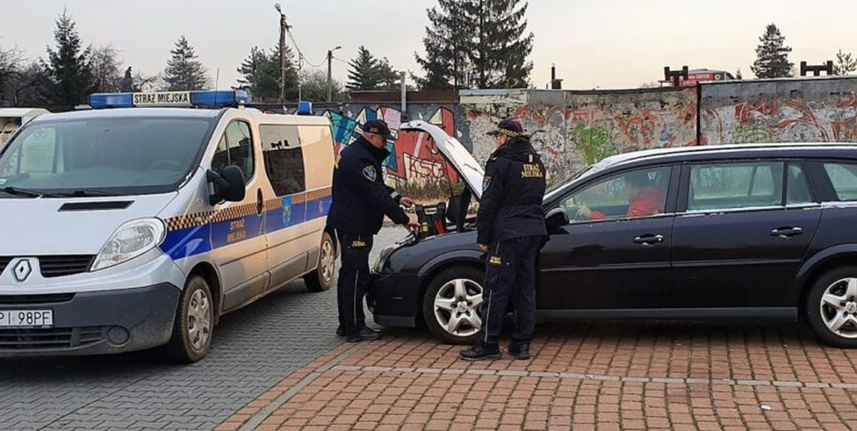 Można zostać strażnkiem miejskim w Piekarach Śląskich. Fot. Archiwum UM Piekary Śląskie