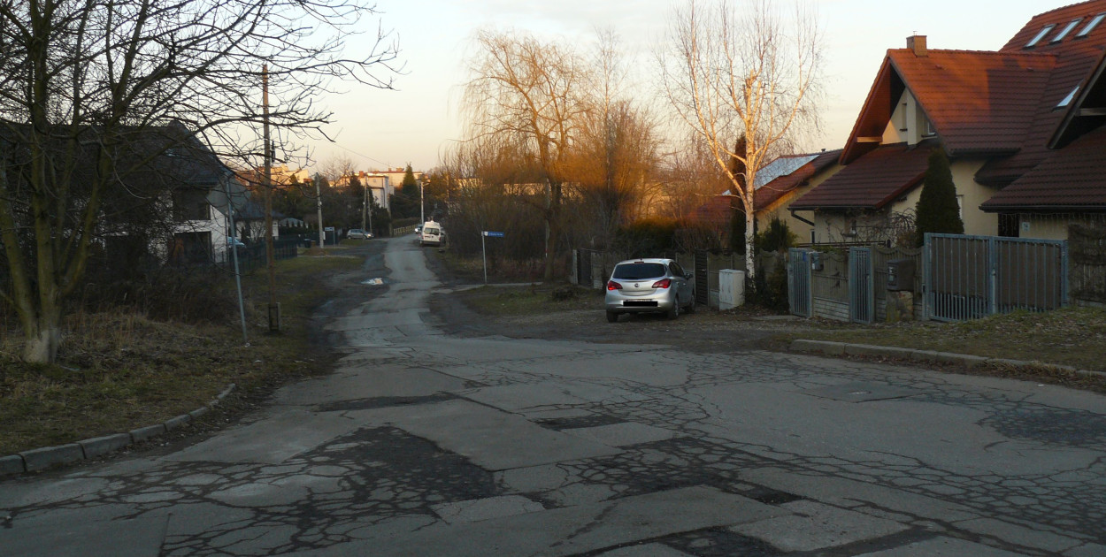 Tarnowskie Góry. Ulice są wąskie i w kiepskim stanie. Fot. Agnieszka Reczkin