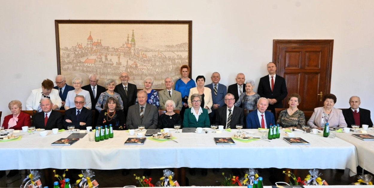 Tarnowskie Góry. 12 par świętuje jubileusze zawarcia związku małżeńskiego. Fot. UM Tarnowskie Góry