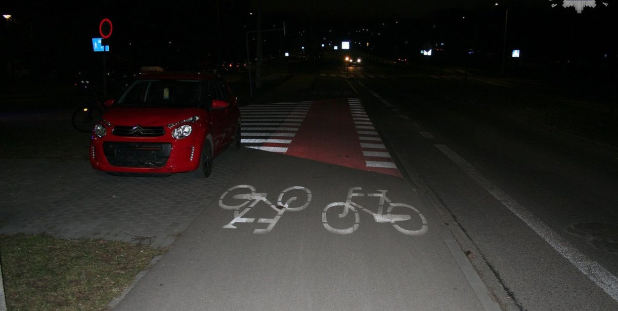 Potrącenie rowerzysty na os. Przyjaźń w Tarnowskich Górach. Fot. Archiwum policji