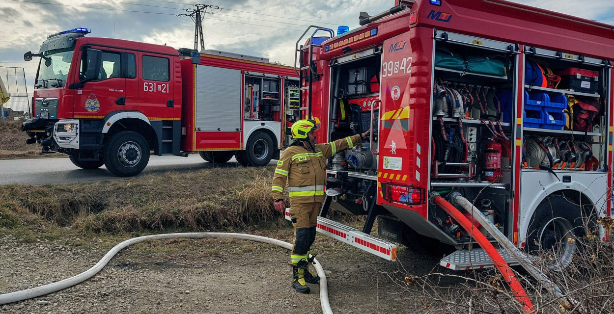 W Zbrosławicach od grilla zapaliła się altana. Fot. OSP Zbrosławice