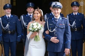 Ślub policjantów z asystą honorową [ZDJĘCIA]-28809