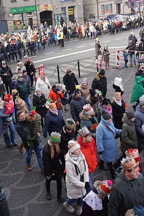 Orszak przeszedł do Piekarskiego Betlejem-29895