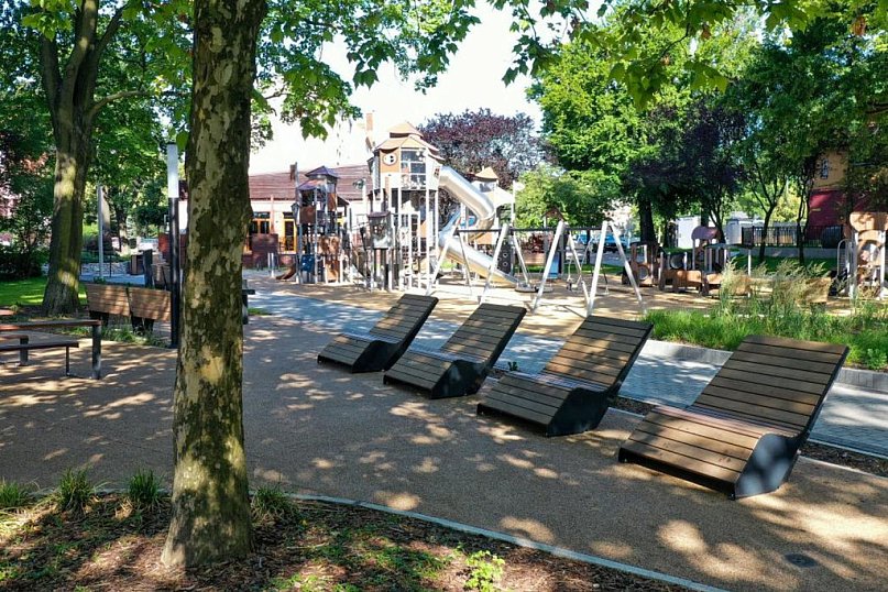 Plac TPD i miejska biblioteka walczą o tytuł...