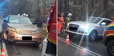 Czołowe zderzenie aut na ul. Pyskowickiej -56290