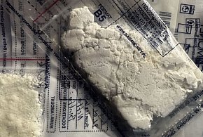 Ponad 500 działek dilerskich narkotyków