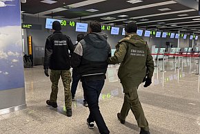 Katowice Airport. Wenezuelczyk chciał zwiedzać Sosnowiec, Kolumbijczyk...