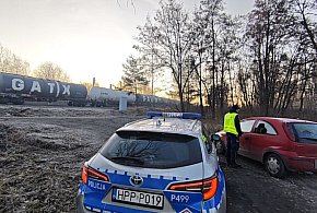 Miał 2 promile i zakaz prowadzenia. Zatrzymali go ratownicy medyczni