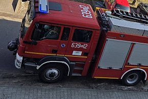 Niebezpieczne zdarzenie w Miasteczku Śląskim. Trzy osoby w szpitalu