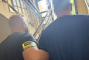 Tarnowskie Góry. Płacił cudzymi kartami. 31-latek tymczasowo aresztowany