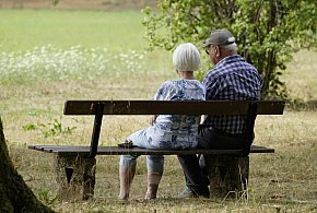 Emeryci i renciści muszą uważać na przelewy. Od 1 czerwca ważna zmiana