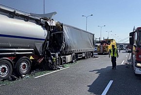 Śmiertelny wypadek na A4. Zderzenie 4 ciężarówek