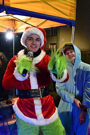 Strzybnicka choinka zabłysła 5 tysiącami lampek-31584