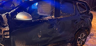Powiat tarnogórski. BMW uderzyło w Dacię. 19-latek z mandatem