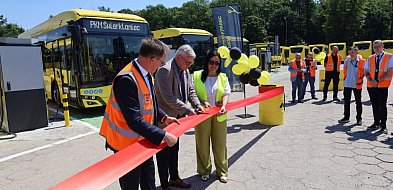 Nowe autobusy, lis z Krakowskiej, ewakuacja na lotnisku w Pyrzowicach