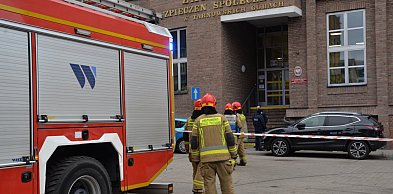 Tarnowskie Góry. Ewakuacja z budynku ZUS-u