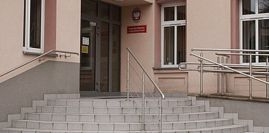 Akt oskarżenia. 40-latek ma ponad 100 zarzutów