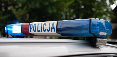 TG. Komendant policji zawiesił funkcjonariuszy. Mają być wydaleni ze służby