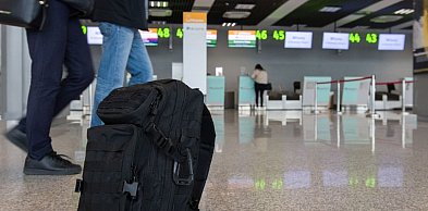 Lotnisko w Pyrzowicach. Ewakuacja 150 osób, mandat dla…