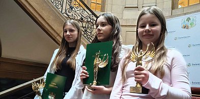 Młodzi sportowcy nagrodzeni! Uroczystość w pałacu