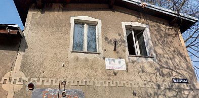 Repty Śląskie. Nie tylko krzyż jest w opłakanym stanie