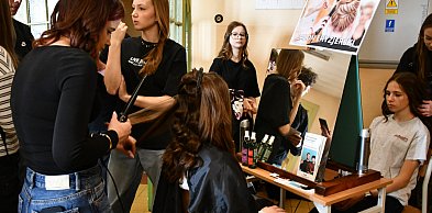 Oblężenie „Chemika”. Tłumy ósmoklasistów na targach edukacyjnych