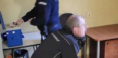 Tarnowskie Góry. Kompletnie pijany wsiadł za kierownicę! Zatrzymali go...