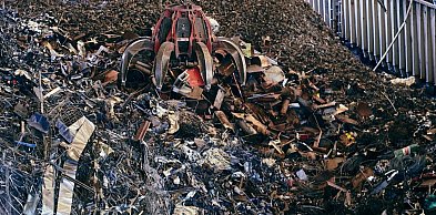 Jakie są rodzaje chwytaków do koparek i czym się różnią?