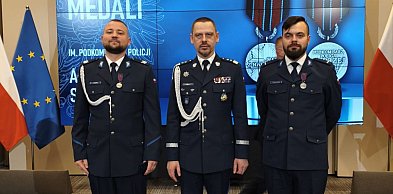 Narażali życie, by uratować piekarzanina. Dostali nagrody